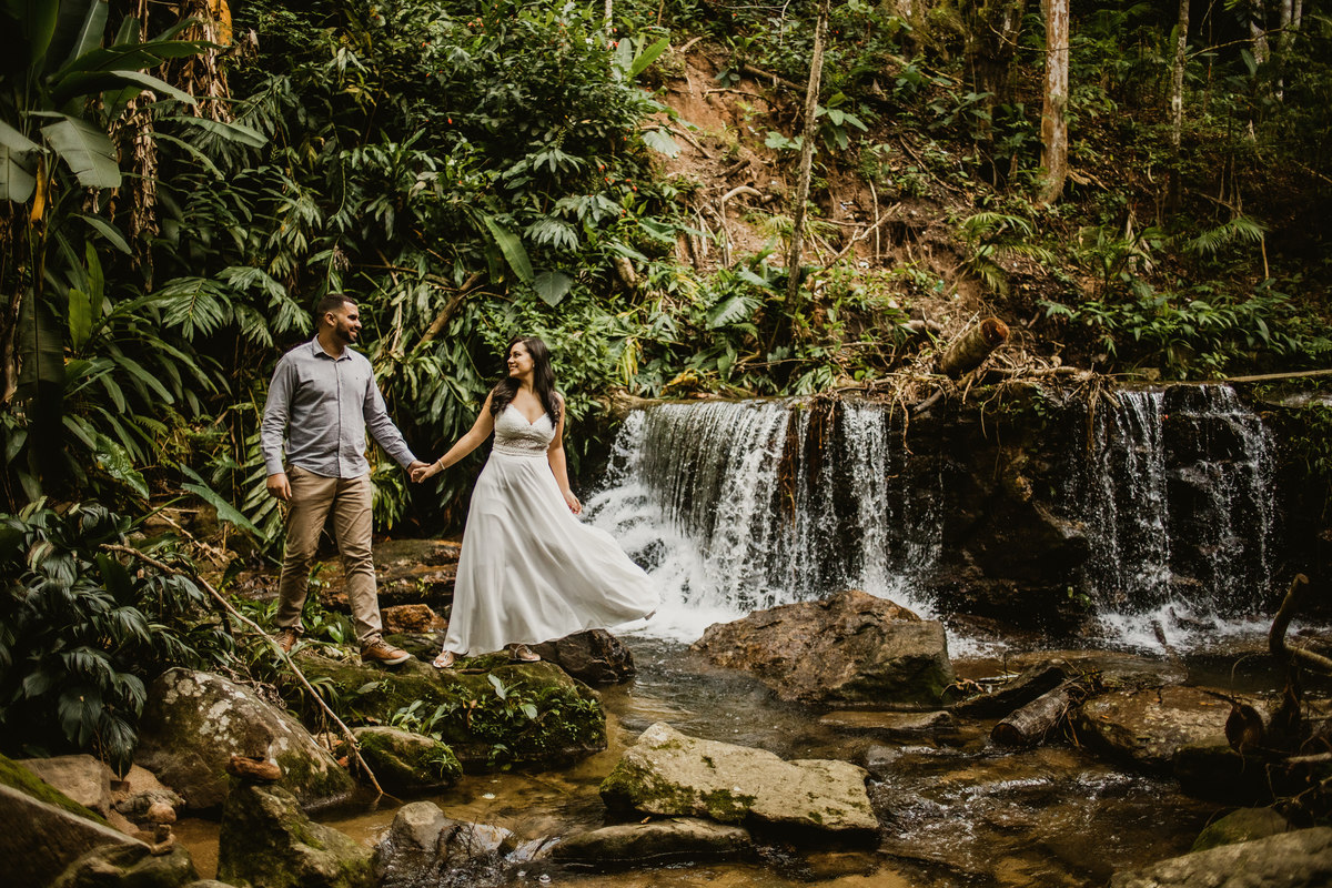 floresta da tijuca pre wedding ensaio casamento casal por do sol cachoeira
