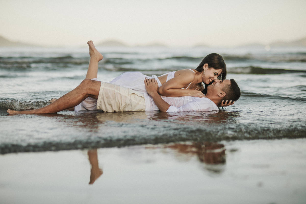 praia do sahy pre wedding casamento ensaio por do sol praia mar
