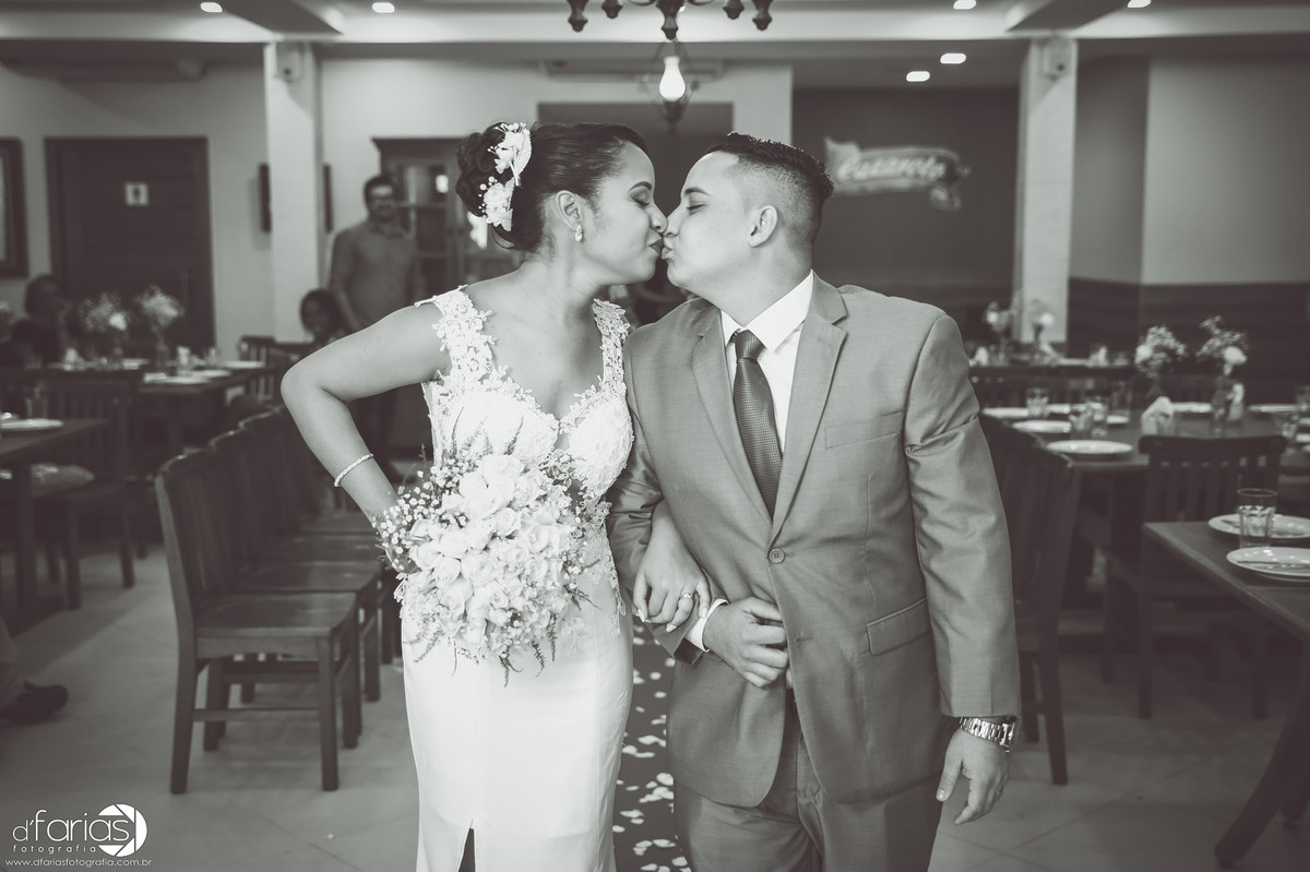 fotografia de casamento fotografo de casamento wedding noivas noivo buque de noiva dfarias fotografia bride izabele lima make makinf of rio de janeiro casamento pizzaria cazaroto