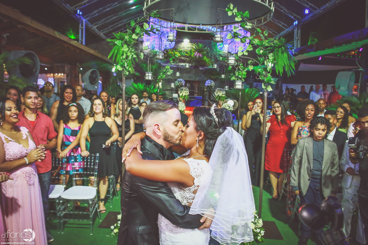 fotografo, fotografia, casamento, wedding, nova iguacu, mercure hotel, making of, portal das aguas, noiva, noivo, madrinhas, robe de madrinhas, buque, emoção, fotos de casamento, 