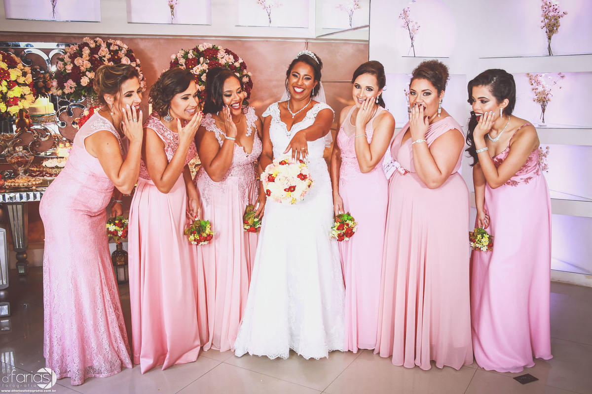 fotografo, fotografia, casamento, wedding, nova iguacu, mercure hotel, making of, portal das aguas, noiva, noivo, madrinhas, robe de madrinhas, buque, emoção, fotos de casamento, 