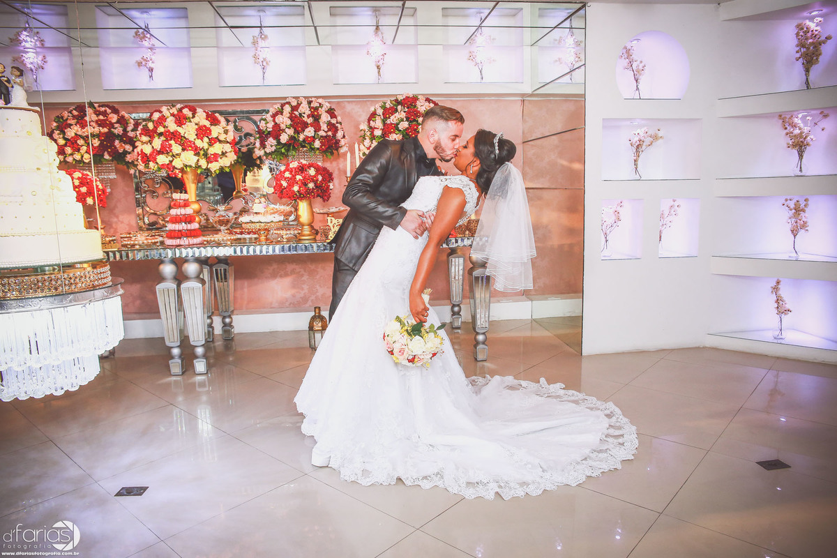 fotografo, fotografia, casamento, wedding, nova iguacu, mercure hotel, making of, portal das aguas, noiva, noivo, madrinhas, robe de madrinhas, buque, emoção, fotos de casamento, 