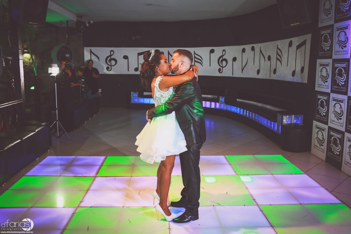 fotografo, fotografia, casamento, wedding, nova iguacu, mercure hotel, making of, portal das aguas, noiva, noivo, madrinhas, robe de madrinhas, buque, emoção, fotos de casamento, 