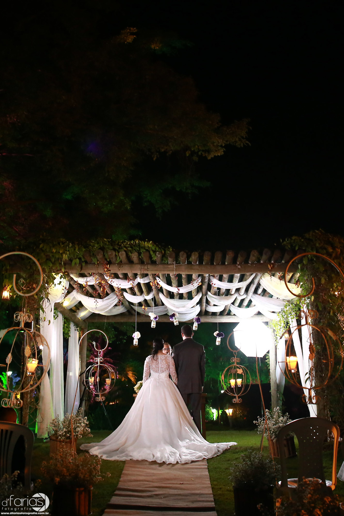 casamento noiva noivo sitio pedaco do paraiso fotografia fotografo vargem grande rio de janeiro casamento ao ar livre  making of vestido de noiva dfarias fotografia