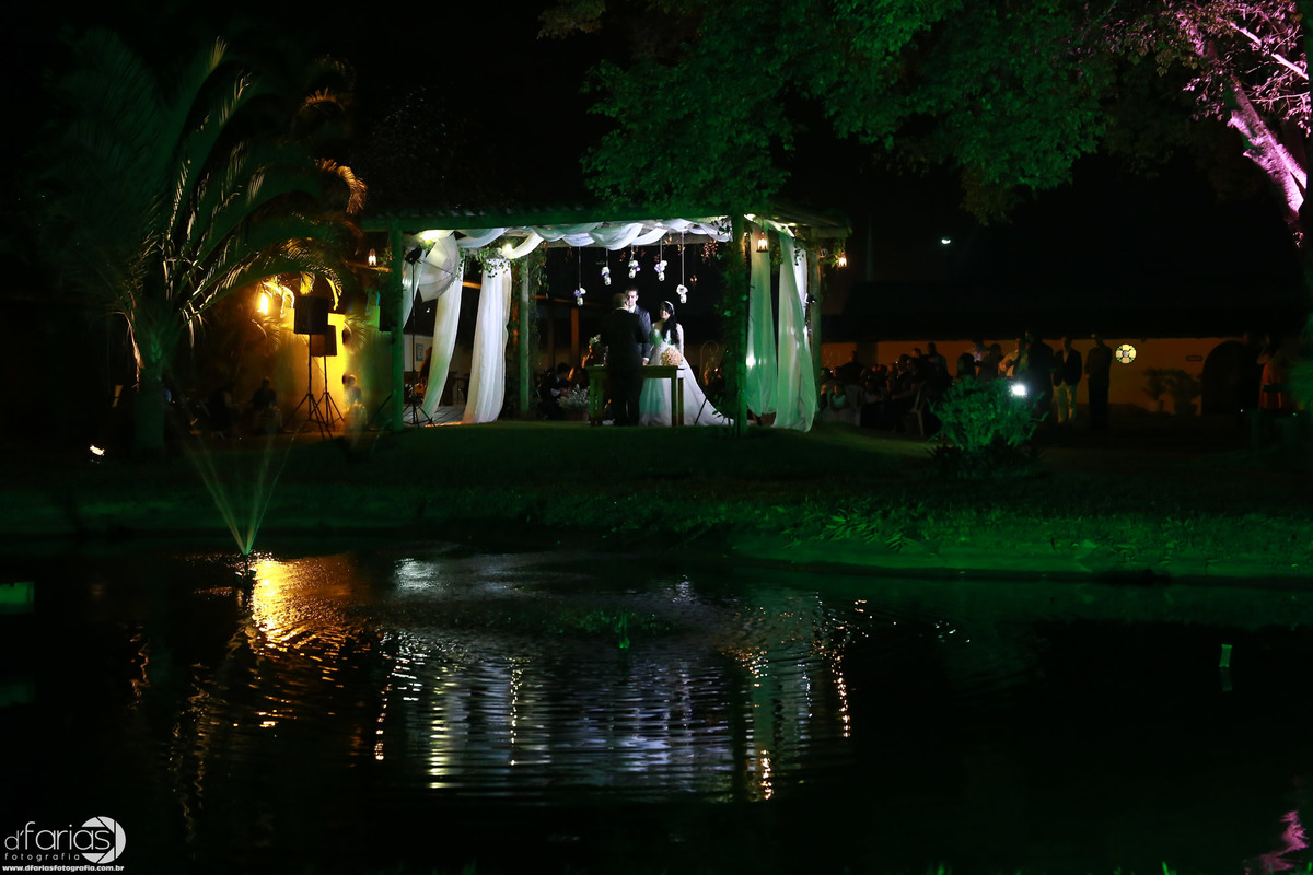 casamento noiva noivo sitio pedaco do paraiso fotografia fotografo vargem grande rio de janeiro casamento ao ar livre  making of vestido de noiva dfarias fotografia