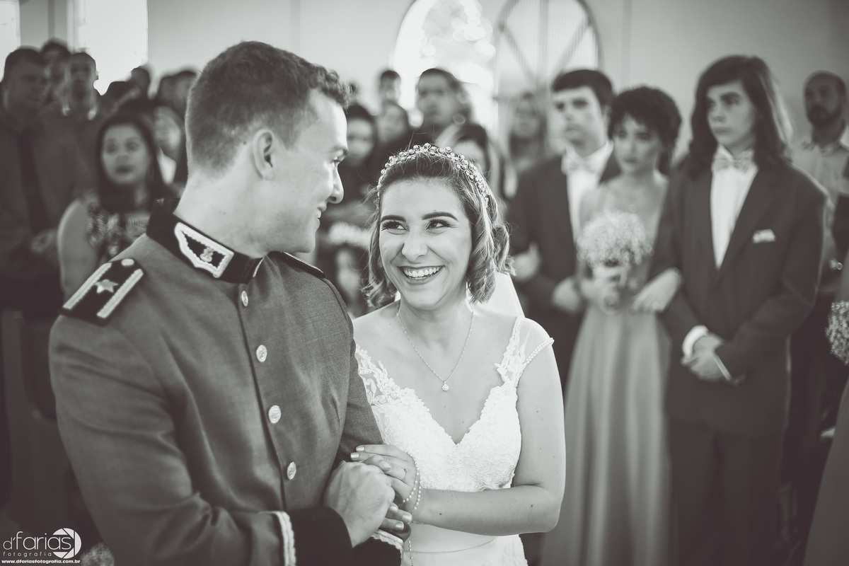 alianca casamento fotografia fotografo ariel enrolados militar dfarias fotografia buque vestido making of jesuitas ponte noivo chorando