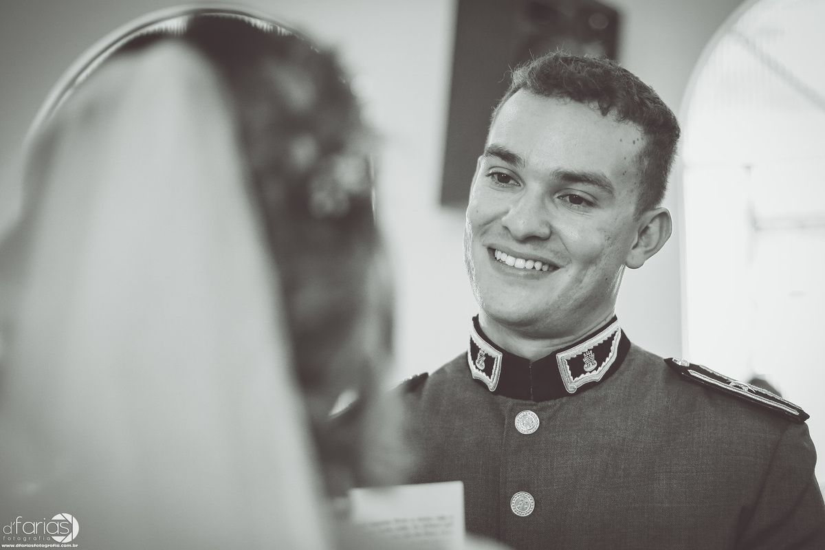 alianca casamento fotografia fotografo ariel enrolados militar dfarias fotografia buque vestido making of jesuitas ponte noivo chorando