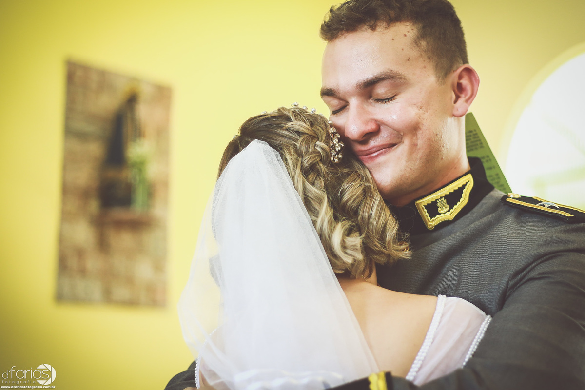 alianca casamento fotografia fotografo ariel enrolados militar dfarias fotografia buque vestido making of jesuitas ponte noivo chorando