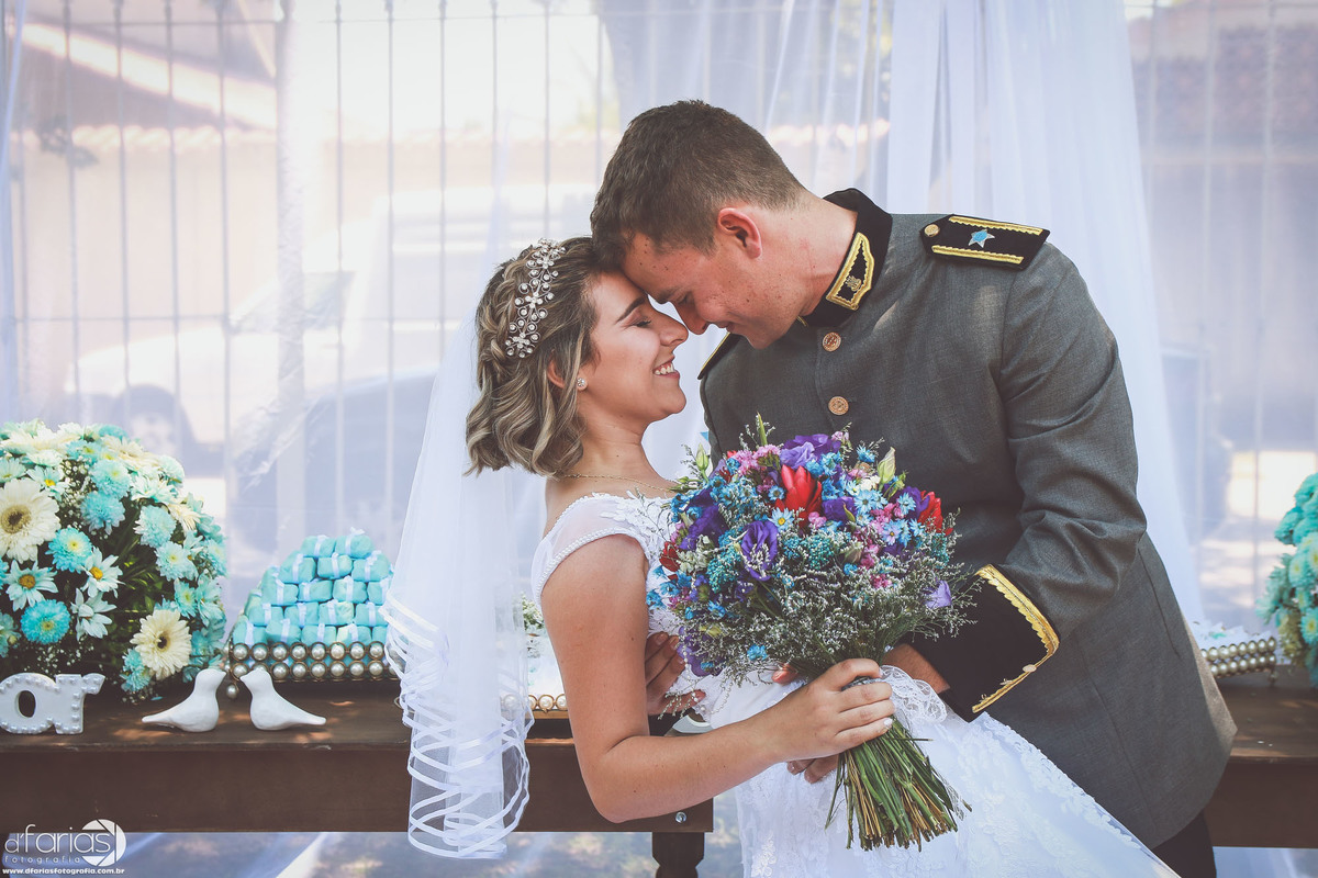 alianca casamento fotografia fotografo ariel enrolados militar dfarias fotografia buque vestido making of jesuitas ponte noivo chorando