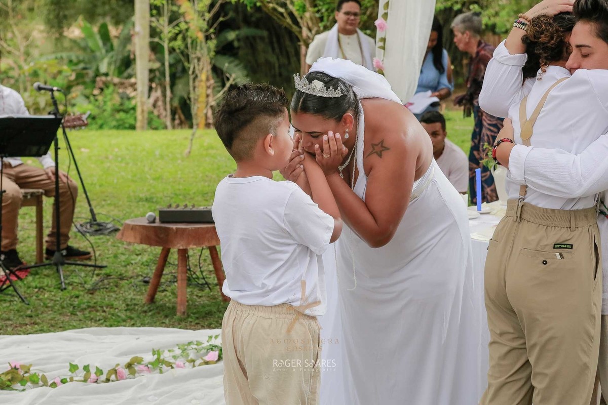 fotos de casamento, casamento espiritualista, sitio ITA, Riacho Grande, represa, fotografo Roger Soares, galeria de fotos de noivas, cerimonia ao ar livre, fotos de casamento sensiveis, celebração do amor, Instituto Ayahuasca