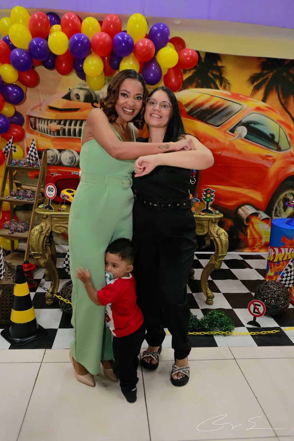 decoracao aniversario infantil, temas festa infantil, decoracao de festa, mesa de bolo infantil, ornamentacao festa infantil, tendencias festa infantil, painel festa infantil