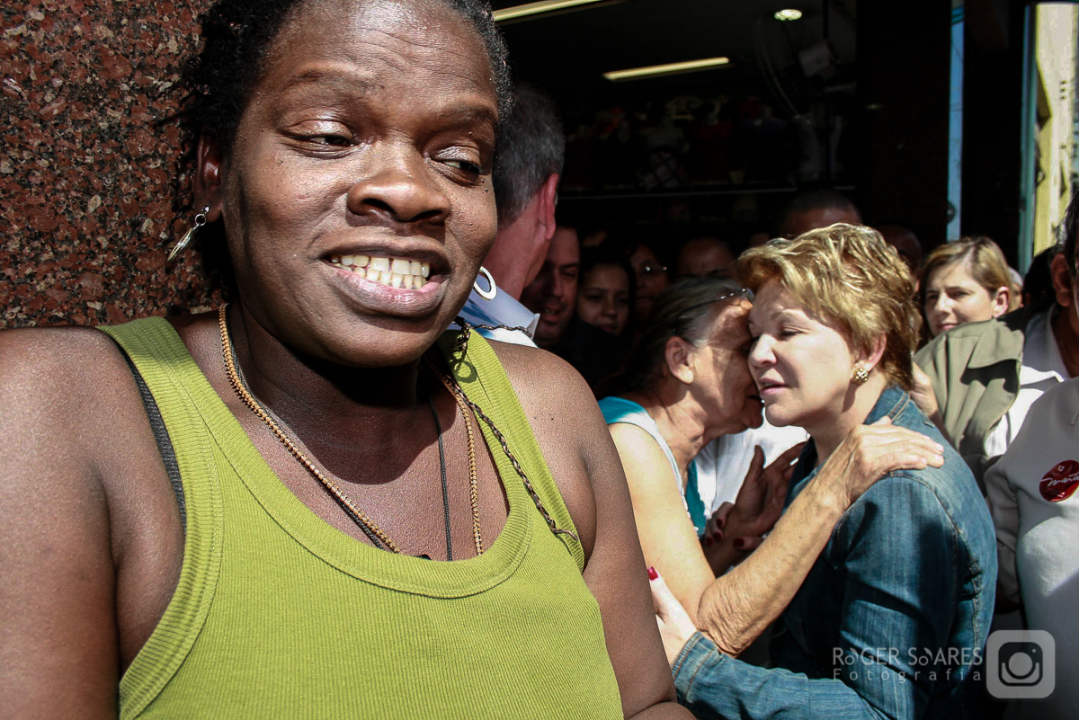 fotojornalismo parada gay glbt+ milhoes milhares de pessoas público prefeitura prefeita campanha eleitoral povo rua lojas brancos negros