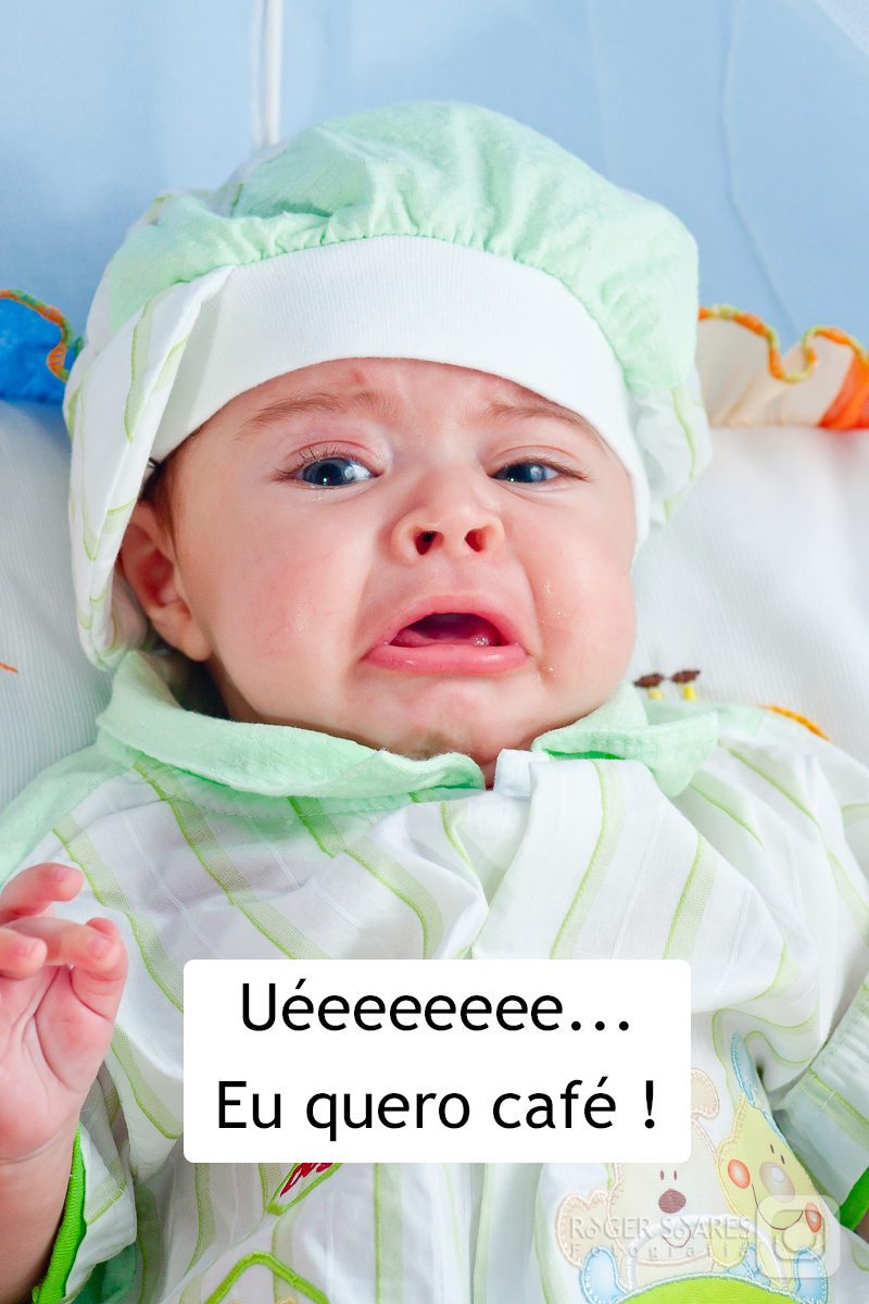 fotografia documental familia criança crianças infância escola infantil casa lar cama sofá brinquedos banho bola banheiro banheira sabonete espuma cabelo molhado papai mamãe filho filha filhos amor carinho alegria casal bebe berço fralda xixi neném vida