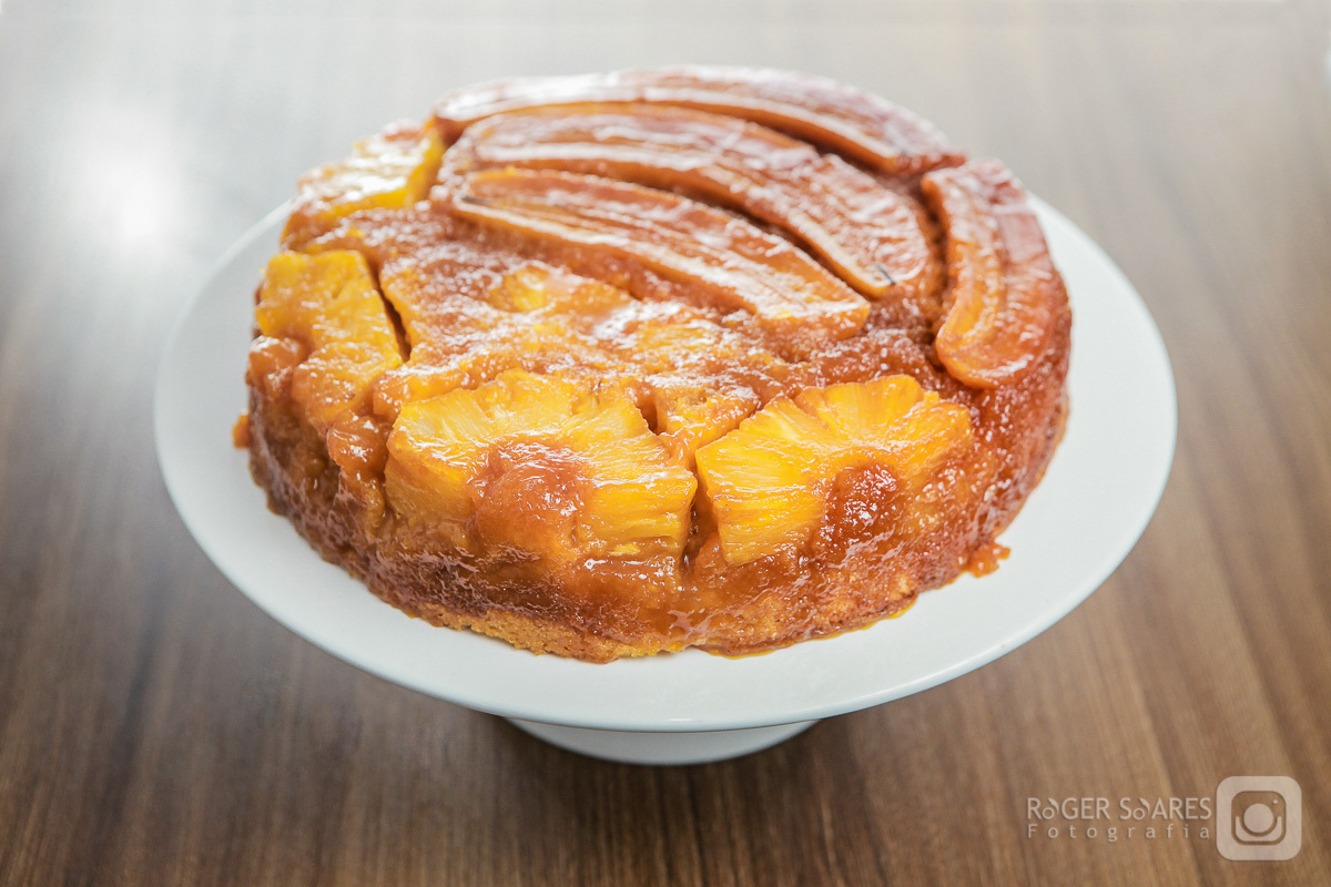 doceria vovo doces bolos confeitos mesa café cafezinho expresso xícara chantilly forno assado brigadeiro madeira chocolate branco cacau meio amargo cenoura flocos banana abacaxi em calda bailarina fotografia still culinaria ecommerce estúdio fotografico