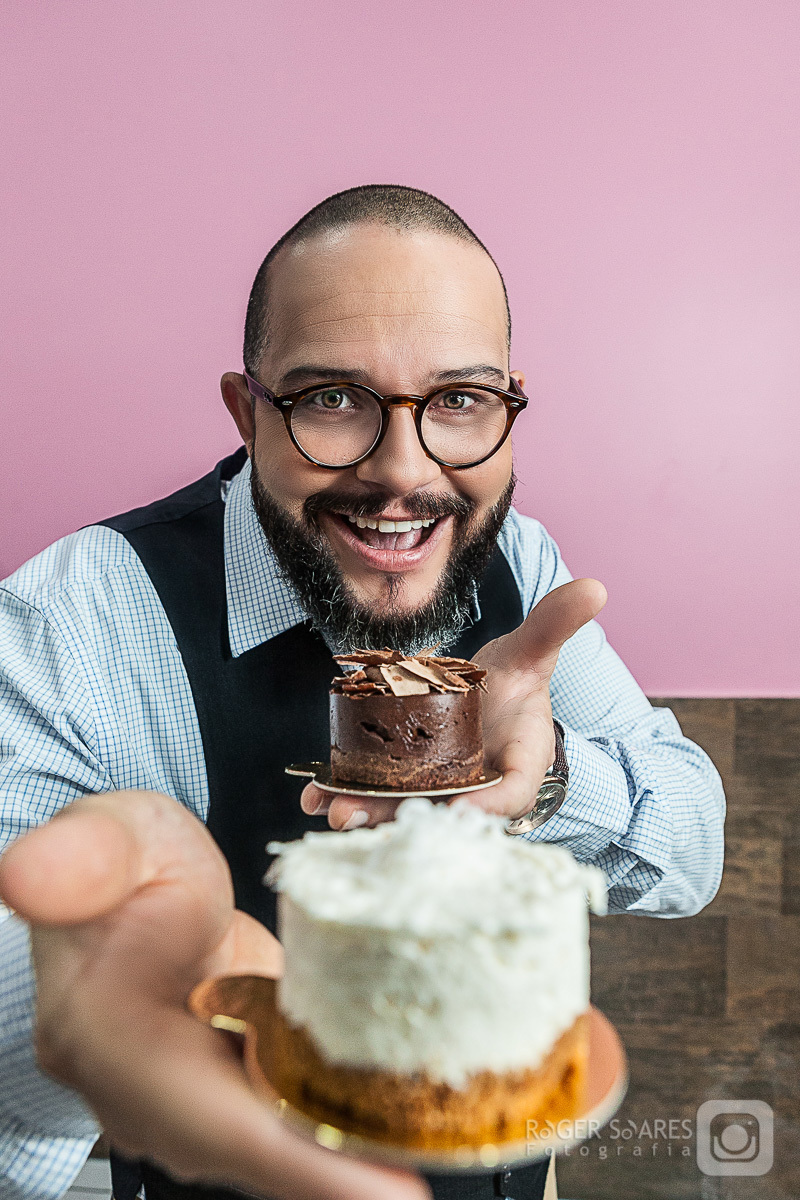 doceria vovo doces bolos confeitos mesa café cafezinho expresso xícara chantilly forno assado brigadeiro madeira chocolate branco cacau meio amargo cenoura flocos empresario retrato profissional roger soares fotografia estúdio fotográfico still
