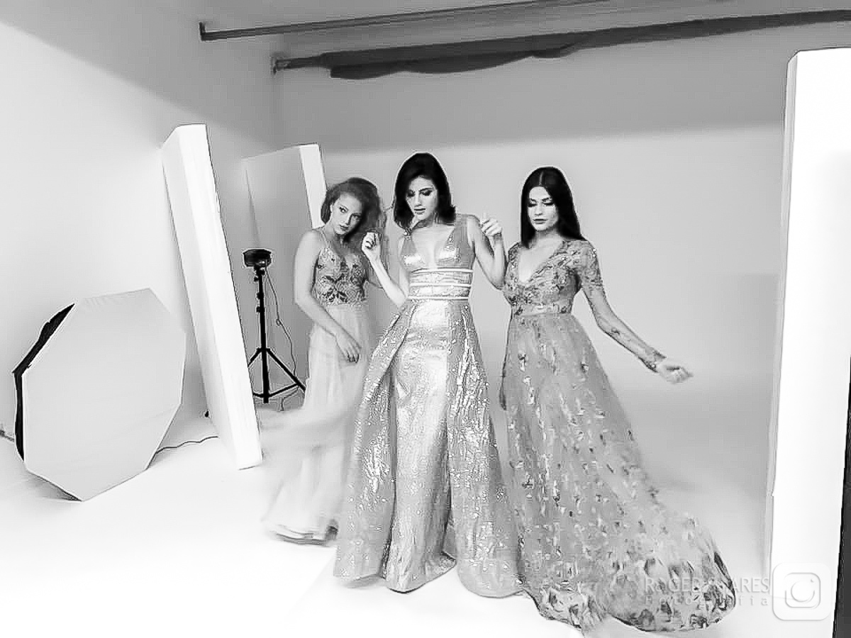 vestidos e-commerce venda eletrónica moda fotografia retrato estúdio fotográfico alta costura locação luxo modelos modelo makeup hair modelagem vestuário roupas bastidores makingof modelos brincadeira