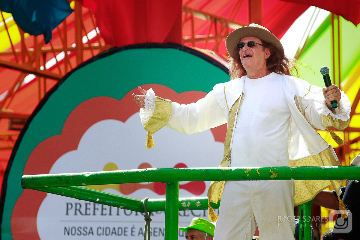 alceu valença galo da madrugada recife reportagem fotojornalismo revista quem acontece caras celebridades artistas olinda brasil carnaval 