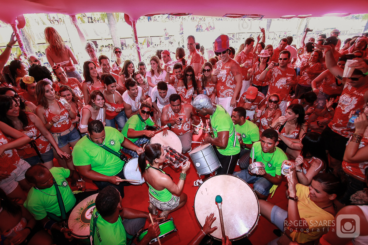 alceu valença galo da madrugada recife reportagem fotojornalismo revista quem acontece caras celebridades artistas olinda brasil carnaval cruzeiro angélica luciano huck camarote brahma fresh