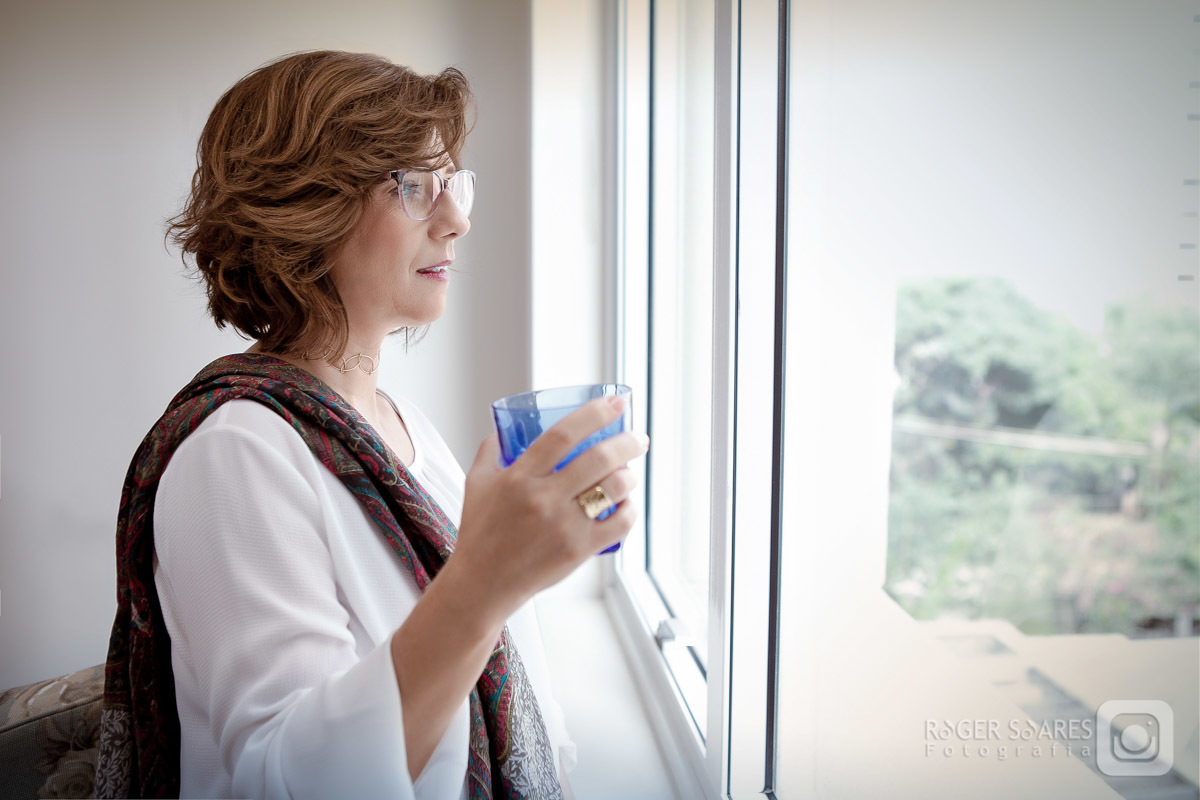  retratos profissionais fotos linkedin rogersoaresfotografia book profissional cadeira divã poltrona consulta neuropsicologia olhar janela infinito agua purificação purificada amor ódio angústia depressão