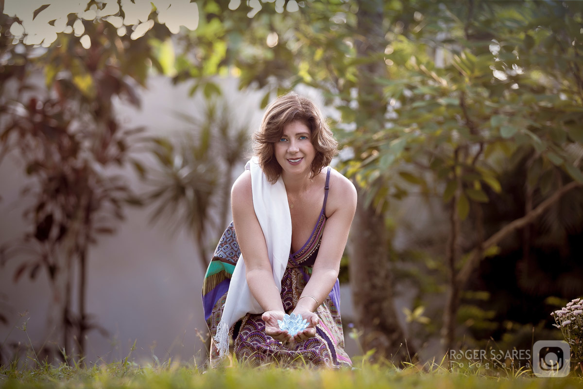  retratos profissionais fotos linkedin rogersoaresfotografia book profissional  neuropsicologia editorial pose moda mulher liberal praia jardim liberdade empoderamento empresária felicidades riqueza nobre madeira cadeiras natureza cristal poder luz