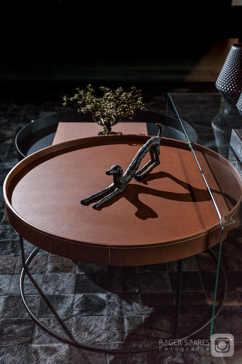 Sala Hall de Entrada Recepção Logotipo Marca Desing de Interiores Decoração Flores Pedras Verde Mesas Tampos Sofá reunião Advogados Advocacia Direito Prédio Torre Empresarial Nestle Avenida das Nações Unidas Marginal Pinheiros São Paulo Capital Flores