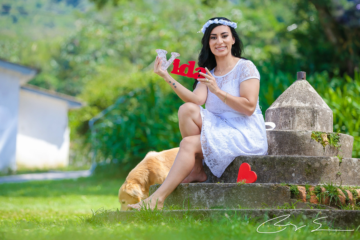 casamento civil no cartorio juiz de paz santo andre policial policia delegado amor alianças romantismo casal noivo e noiva viatura pm delegado modelo moda fashion ensaio de noivos paranapiacaba são paulo no campo natureza flores balões dresscode hair