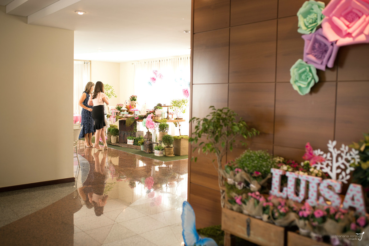 Decoração da festa de um ano Luísa
