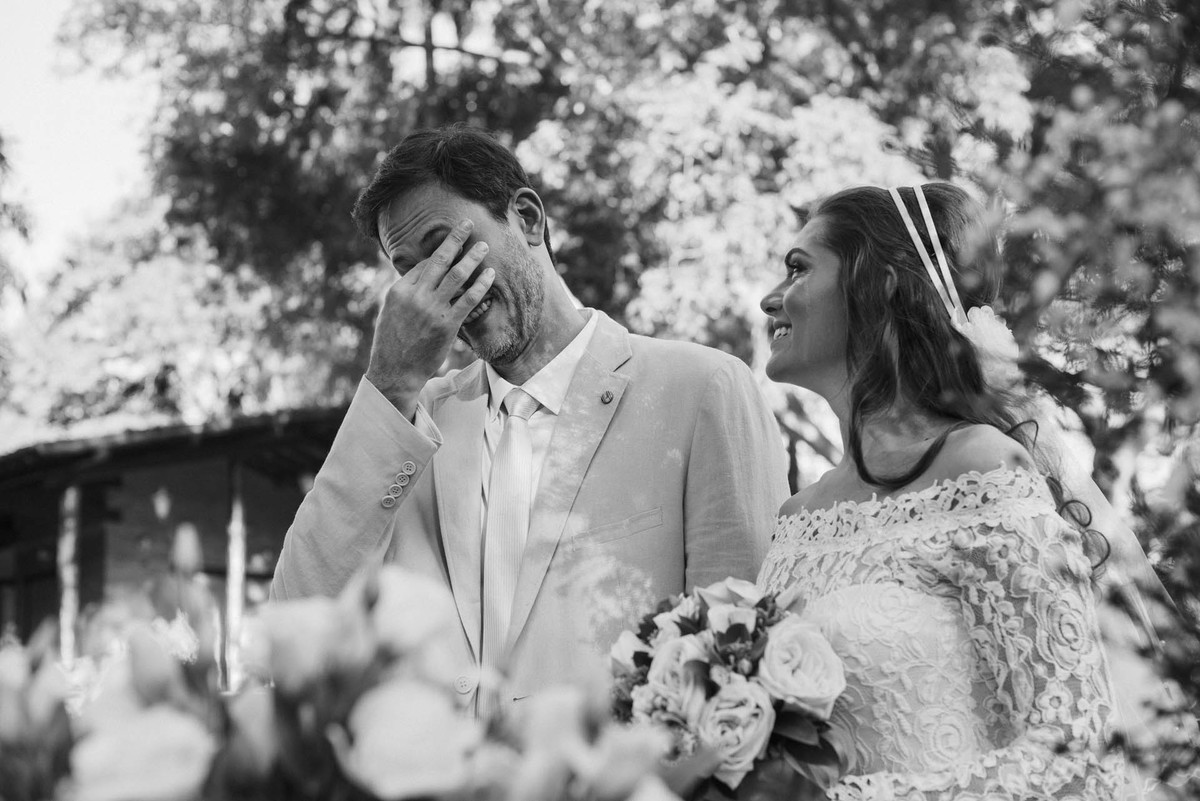 Casamento Lívia e Fernando, Campinas - SP, Quinta das Bromélias, noivo emocionado