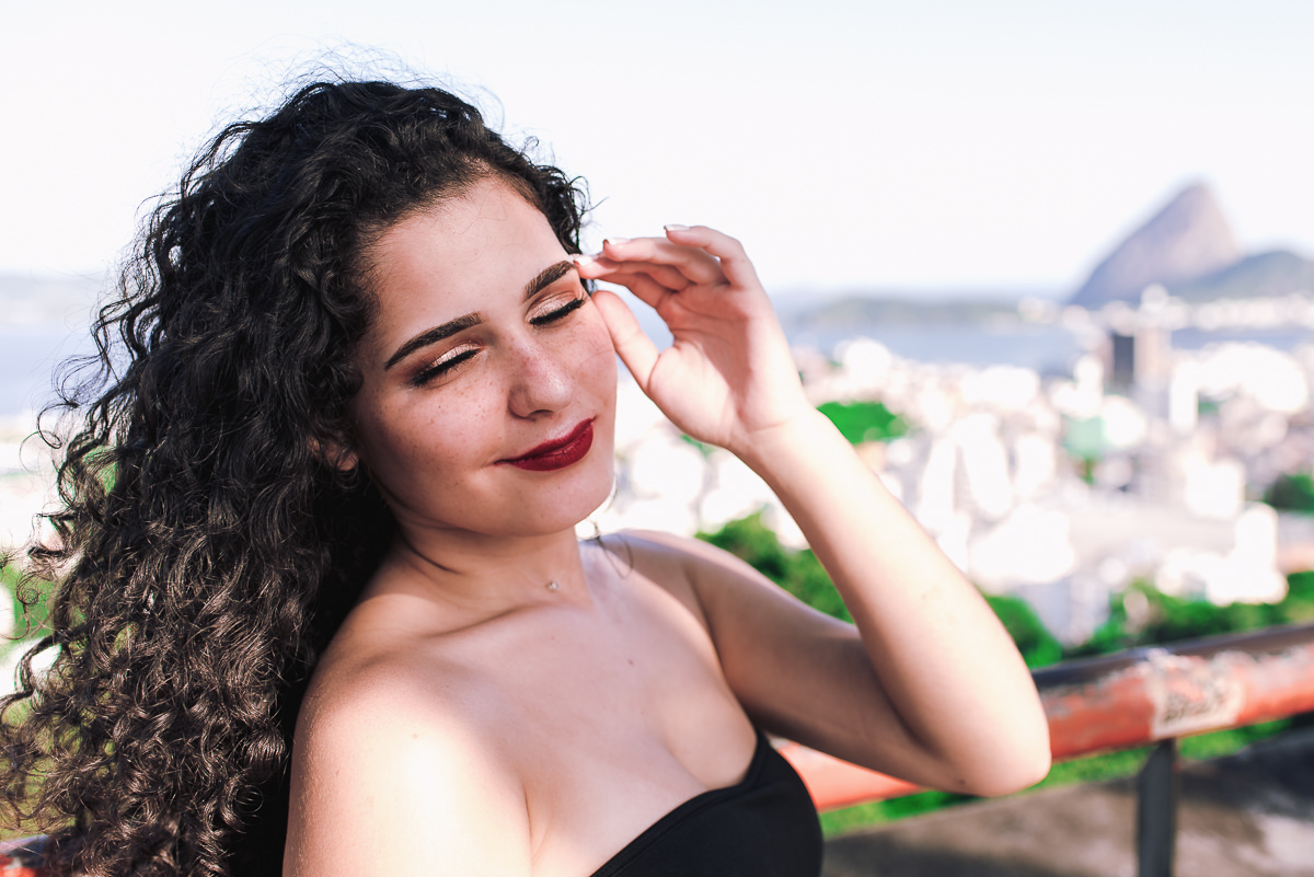 no terraço com vista para o pão de açucar