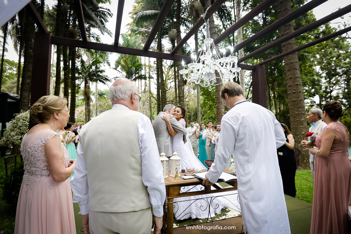 casamento lisley eder ao ar livre itatiba são paulo casamento de dia casamento no campo fazenda vila rica wedding brid noiva noivos amor gera amor sempre agradeça claudia porteiro buffet zani filmes video casamento fotografia 
photographer smh fotografia