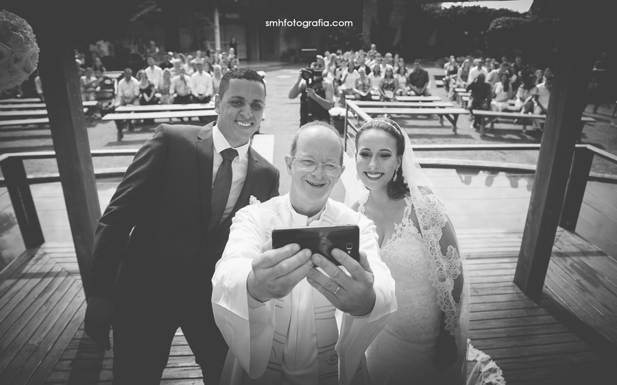 vila harmonia nova odessa sp smh fotografia domingo ao ar livre de dia selfie com padre