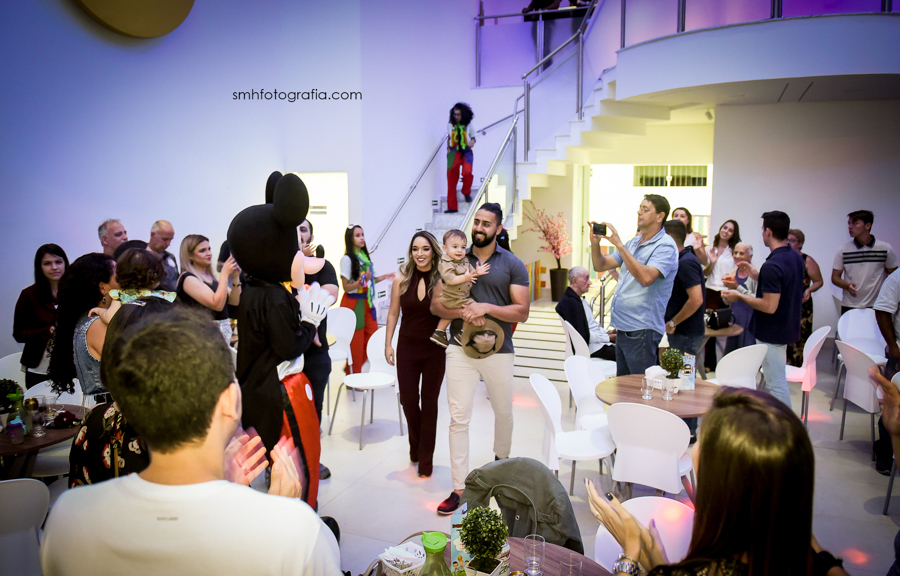 01 aninho tema mickey safari beni kids nova odessa sp smh fotografia personagem vivo gatinho lindo da tia