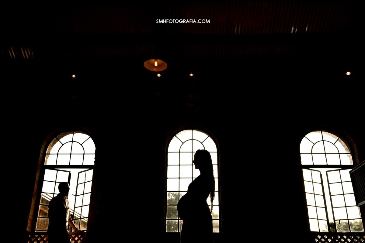 ensaio fazenda quilombo ensaio de gestante maria e gui bernardo a caminho ensaio de dia por do sol lagoa passaros voando canoa 