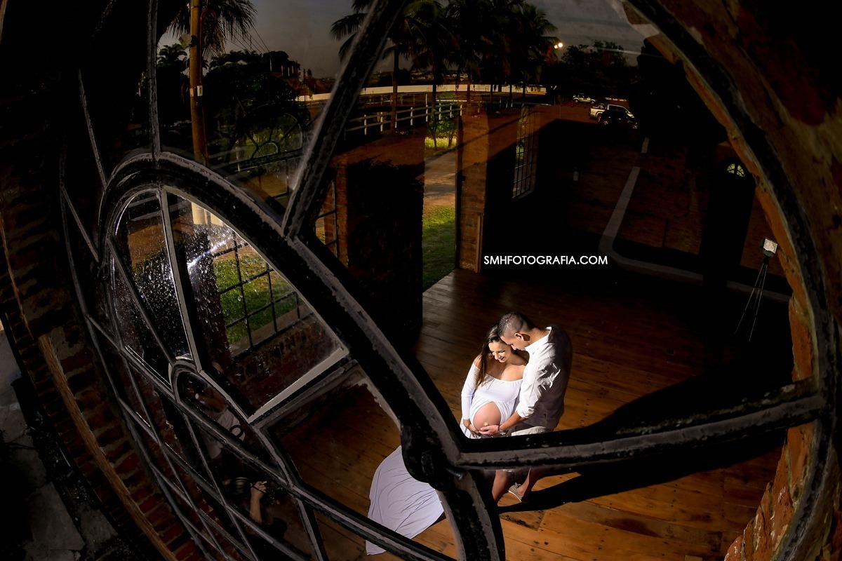 ensaio fazenda quilombo ensaio de gestante maria e gui bernardo a caminho ensaio de dia por do sol lagoa passaros voando canoa 
