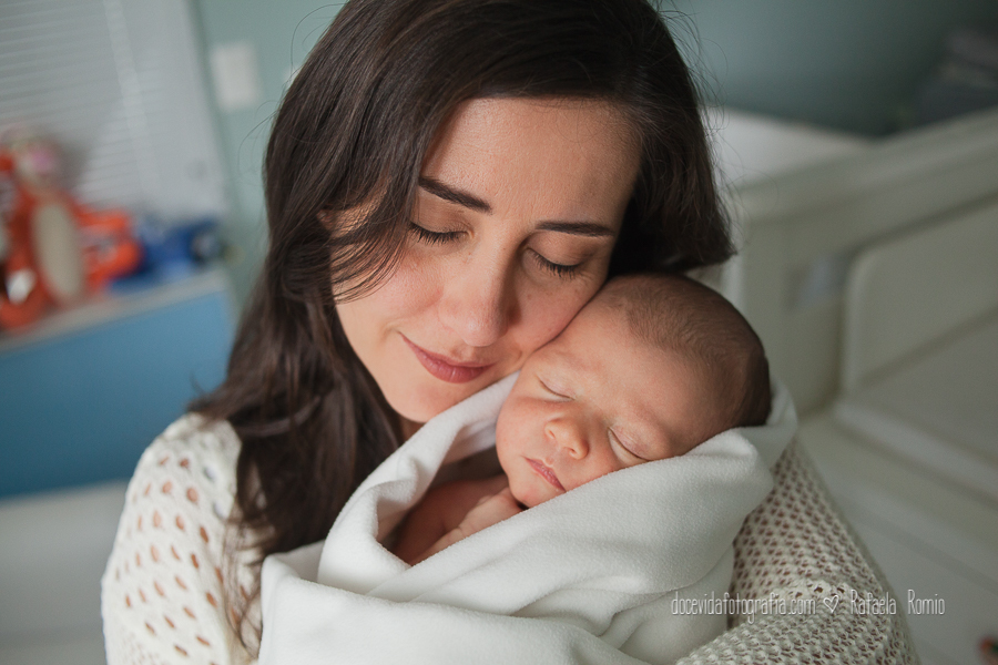 FOTO ENSAIO NEWBORN MÃE E BEBÊ
 CAXIAS DO SUL-RS