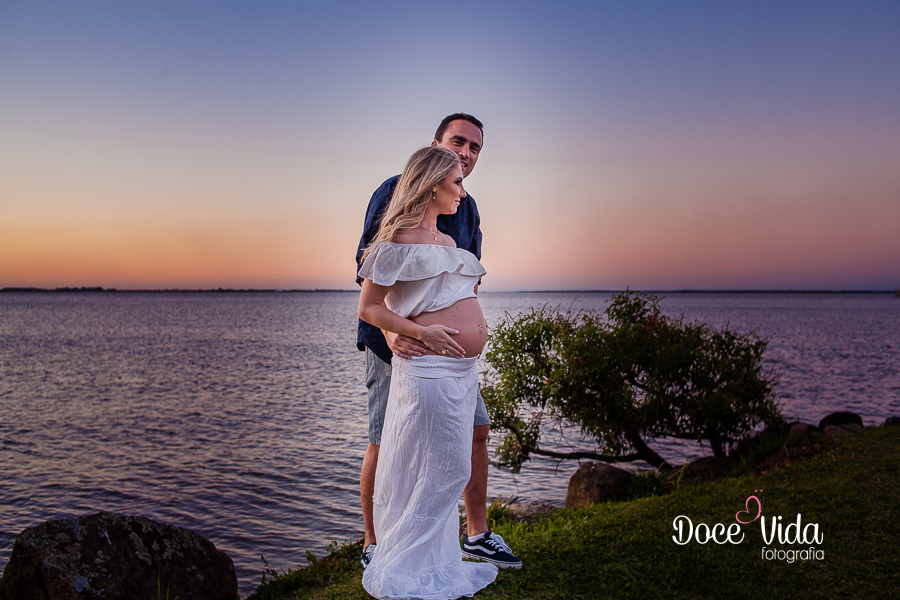 FOTO ENSAIO GESTANTE CASAL  POR DO SOL PORTO 