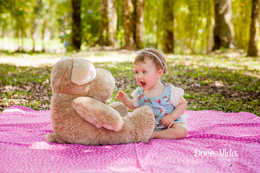 ENSAIO 1 ANO SMASH MENINA E URSO DOCE VIDA FOTOGRAFIA