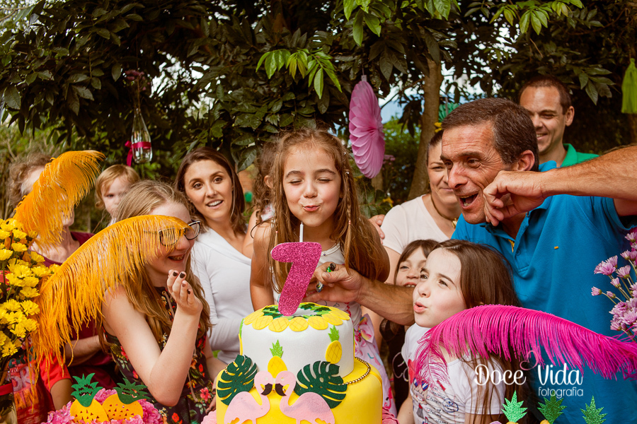 FOTOGRAFIA FESTA ANIVERSÁRIO INFANTIL HORA DO PARABÉNS 7 ANOS
