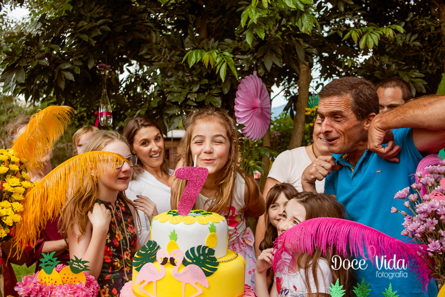 FOTOGRAFIA FESTA ANIVERSÁRIO INFANTIL HORA DO PARABÉNS 7 ANOS