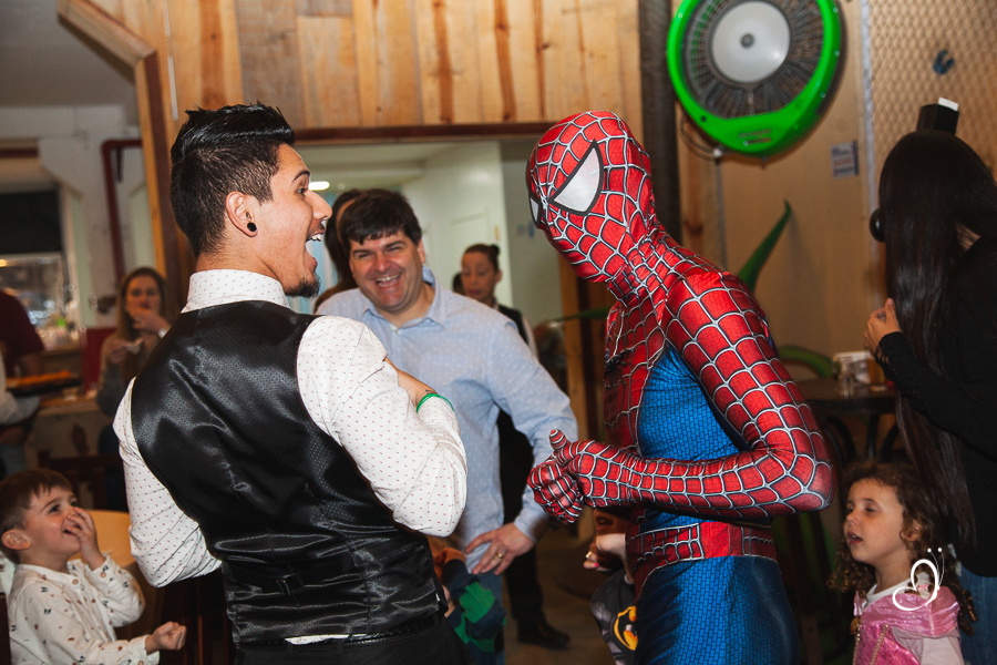 FOTOGRAFIA FESTA ANIVERSÁRIO INFANTIL SUPER HEROIS HAKUNA CAXIAS DO SUL