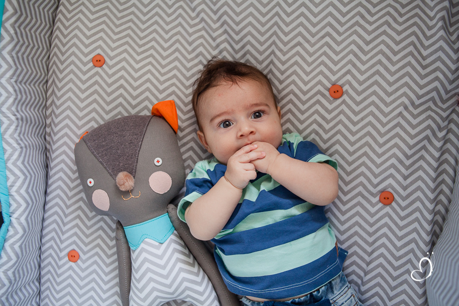 FOTO ENSAIO INFANTIL ACOMPANHAMENTO 4 MESES 