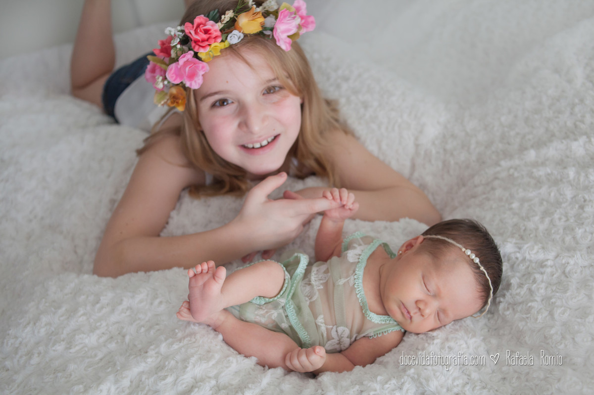 fotografia irmãs newborn