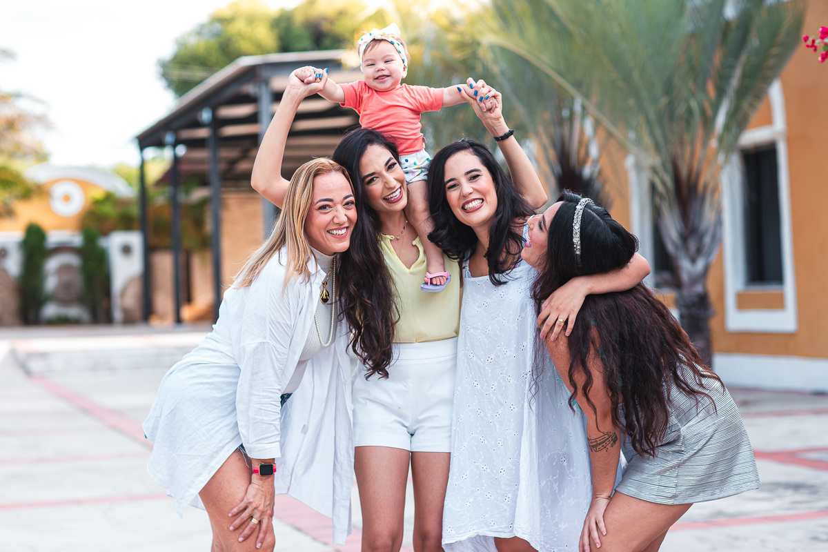 familia-book-retratos-ensaio familia-fotografia-engenhoca-filhas-mae-aquiraz