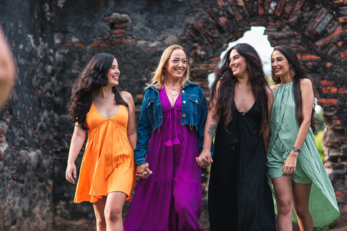 familia-book-retratos-ensaio familia-fotografia-engenhoca-filhas-mae-aquiraz