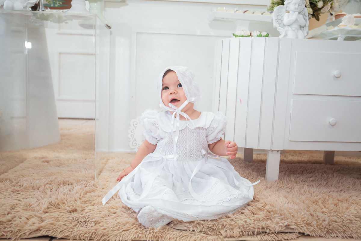 batizado-batismo-batismo de menina-igreja católica-igreja militar-mitra-fotografia de batismo-fotografo-familia-decoração batizado