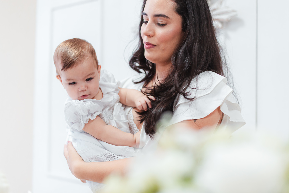 batizado-batismo-batismo de menina-igreja católica-igreja militar-mitra-fotografia de batismo-fotografo-familia-decoração batizado