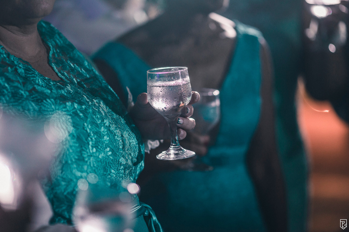 casamento-na-praia-do-futuro-ricardo-lima-fotografo-casamento-de-dia-barraca-gran-roya