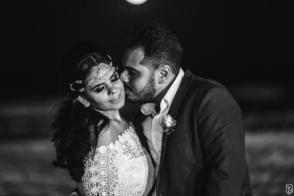 casamento-na-praia-do-futuro-ricardo-lima-fotografo-casamento-de-dia-barraca-gran-roya