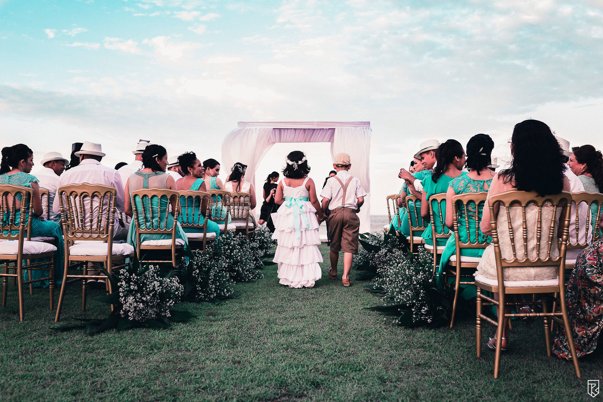 casamento-na-praia-do-futuro-ricardo-lima-fotografo-casamento-de-dia-barraca-gran-roya