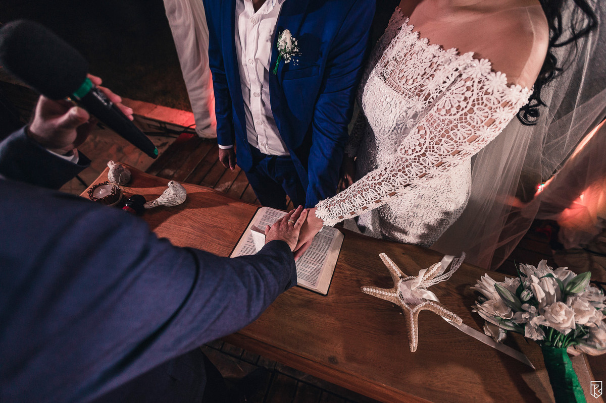 casamento-na-praia-do-futuro-ricardo-lima-fotografo-casamento-de-dia-barraca-gran-roya